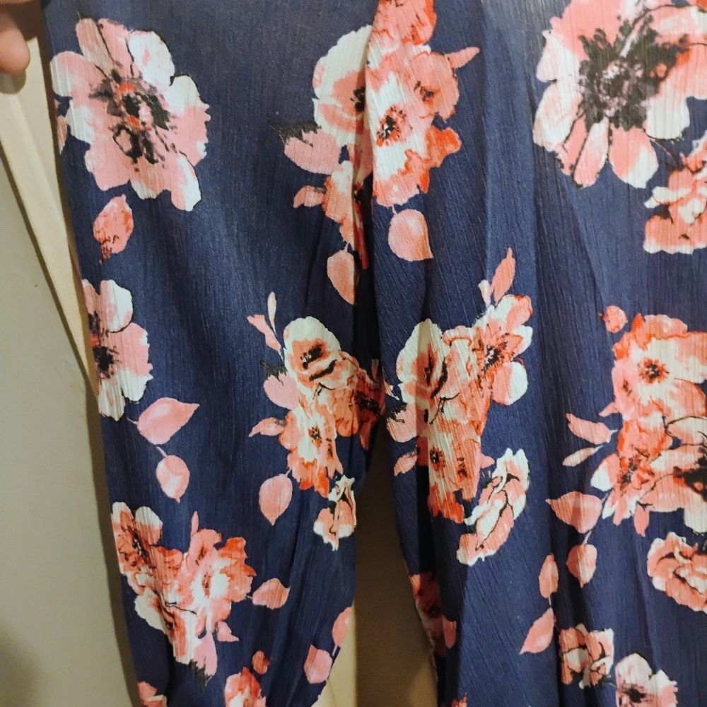 Floral Camisole Top - Navy and Pink - Picture 8 of 9